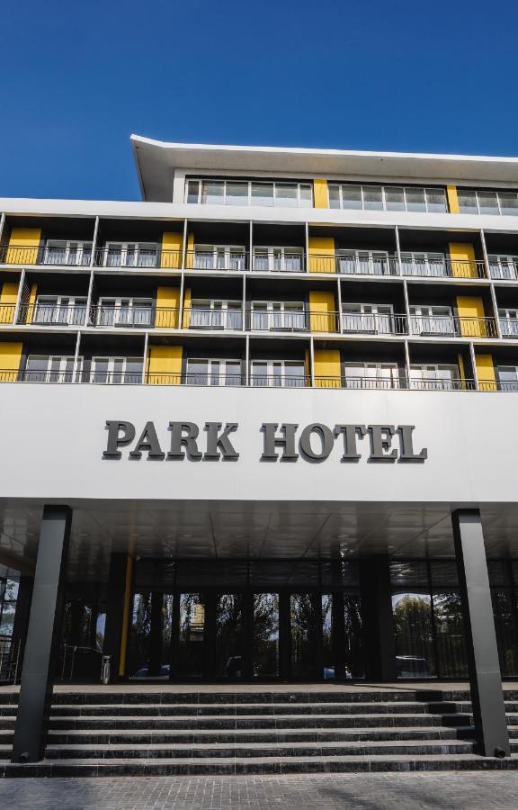 Park Hotel Tiraspol Buitenkant foto